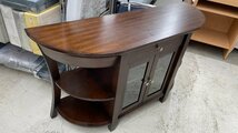 Y127【千葉県/東京都限定　送料無料】MARTIN HOME FURNISHINGS マーチン家具製 コンソールテーブル TVボード キャビネット アンティーク_画像1