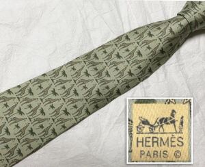 ■美品■HERMES エルメス　ネクタイ　サバンナのキリン　シルク　フランス製　グリーン系