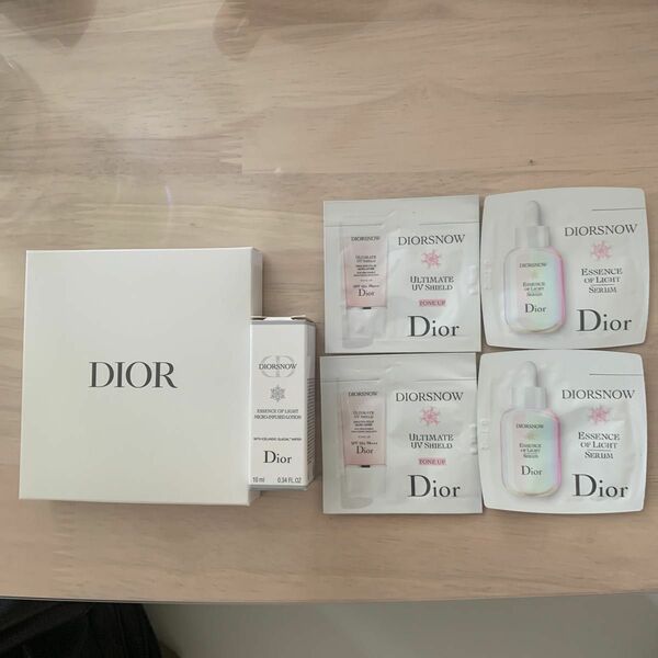 Dior洗えるコットンパフ試供品セット