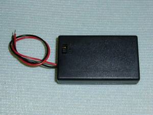 電池ボックス単4 X 3本用フタ付プラスチック・スイッチ付 4.5V 電池ボックス 単四 ３本 電池ケース 乾電池ボックス でんちケース 単四