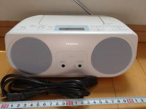 ★大きな音が出ます★美品★東芝CDラジオ★TY-C151★ホワイト色★