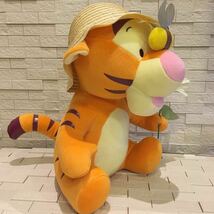 未使用タグ付　Disney Baby Pooh プーさん　ティガー　ぬいぐるみ　麦わら帽子　蜂　高さ約32㎝　ディズニーベビー_画像5