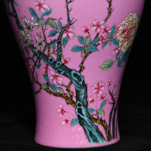 清時代 雍正年製款 桃紅 粉彩 花卉紋梅瓶 唐物 中国美術 工芸品 高さ20cm 直径13cm【RB7】_画像8