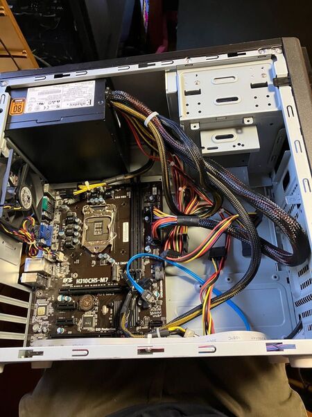マイクロATX ケース マザーボードセット(電源は別)