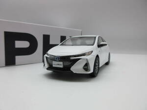 1/30 トヨタ プリウスPHV PRIUS PHV カラーサンプル 非売品 ミニカー　スーパーホワイトⅡ 