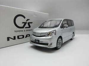 1/24 トヨタ ノア NOAH G`s 非売品 カラーサンプル ミニカー　シルバーメタリック