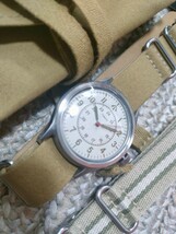 新品 未使用 定価35600 ナイジェルケーボン TIMEX 別注 CAMPER キャンパー 腕時計 ミリタリー ウォッチ タイメックス NATO ベルト 36mm_画像4