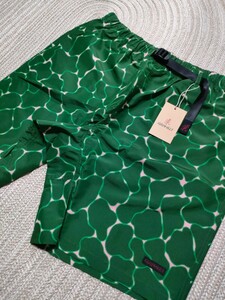 Новый неиспользованный gramicci Gramichi Shell Shell Shell Packable Shorts Ripple Green M Men's Short Banns наполовину брюки на открытом воздухе зеленые