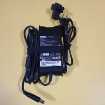  ★ DELL純正 19.5V 3.34A　DA65NS0-00　ピンタイプ 外径 約7.4ミリ 電源ケーブル付 中古通電確認済み☆★_画像1