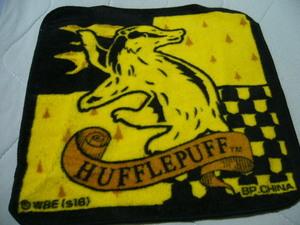 ハリーポッター　タオルハンカチ　HUFFLEPUFF 255-250㎜　新品