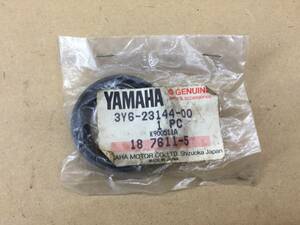 ヤマハ 純正品 DT125 SR250 Fフォークダストシール 3Y6-23144-00