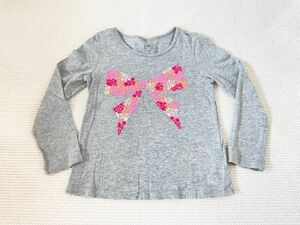 ★★ｂａｂｙＧａｐ　長袖Tシャツ　グレーピンク赤　リボン　ハート　サイズ４Ｙ　１０５★★