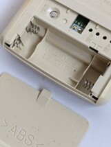 信号OK National ナショナル エアコン リモコン A75C692 1172 エアコン用リモコン だいぶ黄色くなっています_画像5