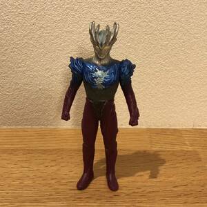 ウルトラヒーローシリーズ 25 ウルトラマンサーガ（2013） ウルトラマン ソフビ フィギュア 円谷プロ BANDAI