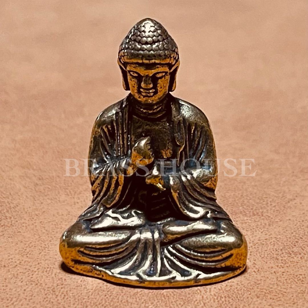 F17 Estatua de Buda de latón Buda Amitabha Estatua sentada Inso Chiken Buda Kannon Bodhisattva Dios Amuleto Shakyamuni Adorno Buena Suerte Beneficios mundanos Latón, bienes varios, llavero, hecho a mano