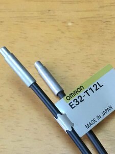 【電子部品】光ファイバー　E32-T12L OMRON (1個)その②