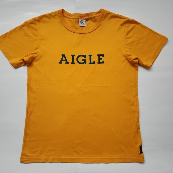 AIGLE ロゴ入りTシャツ　ユニセックス