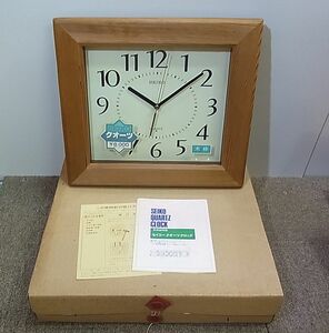 【NG238】SEIKO QUARTZ CLOCK セイコー クオーツ クロック 掛時計 QA263B 木枠 掛け時計 展示品