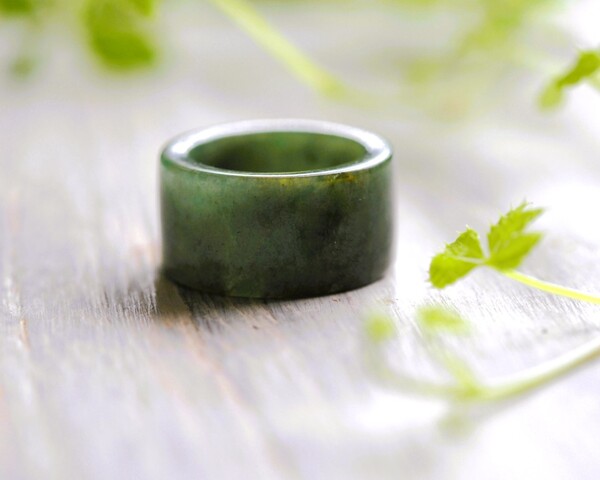 翡翠 リング 16号 和装小物 鑑賞 天然無処理ヒスイ 女性 男性
