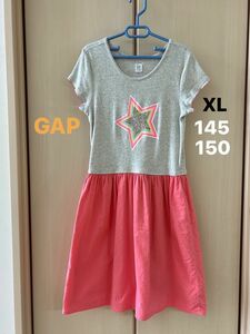 【GAP】(USED) 〈着用回数少なめ〉リバーシブルスパンコールスター 半袖切り替えワンピース 145 150