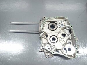 εEN31-403 Honda XR230 MD36 2005 engine クランクケース right側 破損無し！