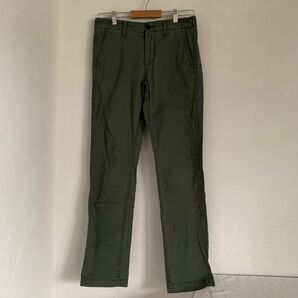 UNIQLO パンツ W64 オリーブグリーン カーキー 