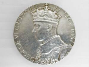 イギリス 1937年 ジョージ6世 戴冠 銀メダル GEORGEⅥ CROWNED 12 MAY 1937 エリザベス女王 直径約31.5cm 重量15.3ｇ 詳細不明 kd