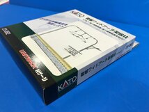 ☆3H20115　Nゲージ　KATO　複線ワイドアーチ架線柱10本(張力調整装置・張力調整装置支柱付)　品番23-062　新品　その1_画像3