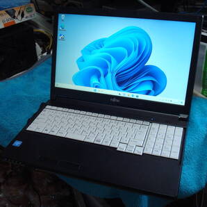 Windows10 Intel第六世代CPU 3855U 1.6GHz メモリ4GB HD500GB 15.6インチLED液晶 薄型LIFEBOOK A576/P 美品 送料無料