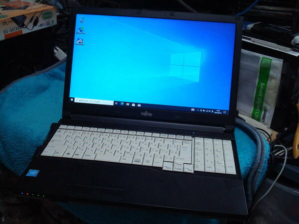 Windows10 Intel CPU 3855U 1.6GHz メモリ4GB SSD240GB(新品) LIFEBOOK 15.6インチLED液晶 A576/PX 美品 送料無料