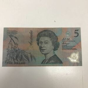 34191-4 0816Y 外国紙幣　オーストラリア　エリザベス女王　5ドル