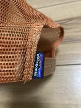 patagonia パタゴニア p6 トラッカーハット　トラッカーキャップ　メッシュキャップ キャップ帽子 オレンジ　フリーサイズ　美品_画像6