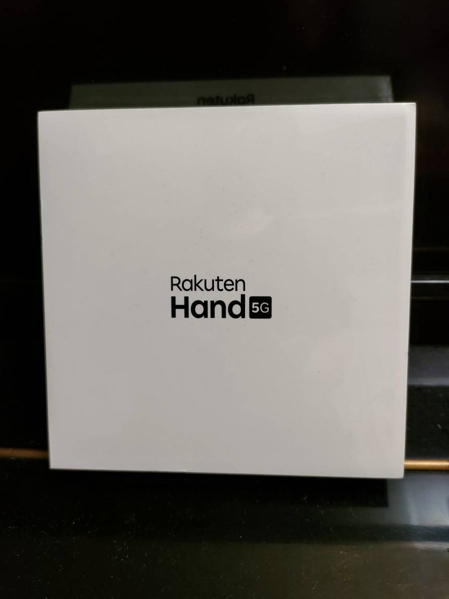 □新品未開封Rakuten Hand 5G 楽天モバイルホワイトP780 国内版SIM