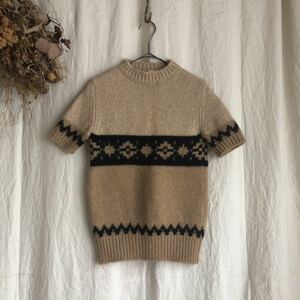  close year of model MAXMARA Max Mara wool Camel geometrical pattern knitted sweater S