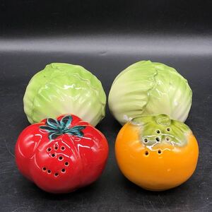 ペッパー容器　ふりかけ容器4個セット　陶磁器　野菜＆フルーツ型　昭和レトロ Y6-2