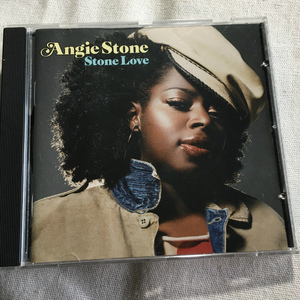 Angie Stone「Stone Love」＊2004年リリース　＊ Snoop Dogg等が参加した傑作3rdアルバム