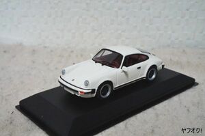 ミニチャンプス ポルシェ 911 クーペ 1978-1983 1/43 ミニカー 白