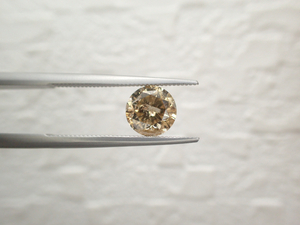 □ブラウンダイヤ　ルース　大粒1.016ct（FANCY YELLOWISH BROWN-I2）　ソーティング付き