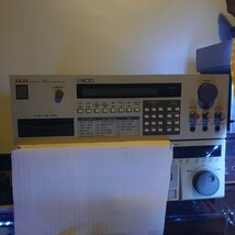 AKAI S900 サンプラー _画像3