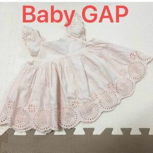 babygap 80 アイレット レースチュニック　くすみピンク　春夏服　夏のお出かけに ベビーギャップ フリルブラウス 