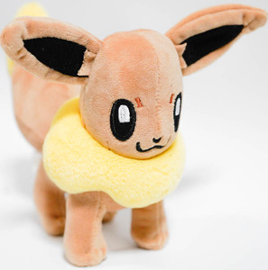 ぬいぐるみ イーブイ ポケモン ポケットモンスター クッション 抱き枕 人形 グッズ 子供　１７ｃｍ　紙袋付【現物撮影】