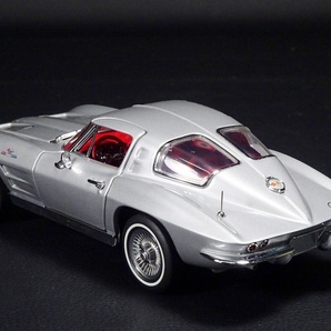 8■フランクリンミント コルベット 1/24 1963 コルベット スティングレイ 絶版 ダイキャスト ミニカー Chevy Corvette StingRay Fiberglassの画像4