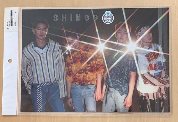 シャイニー SHINee のラミネート加工写真(A4サイズ下敷き)　Ｋポップアイドルグループ　