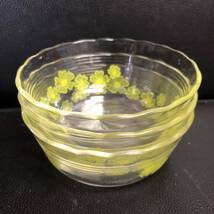 《食器》 ガラス製「PYREX：パイレックス 小ボウル 黄色の花 3個セット」 高さ：約5cm・口：約11.5cm 洋食器：3点_画像8