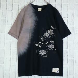 【レトロ古着】クルーネックTシャツ 花柄とグラデーションがおしゃれなカットソー