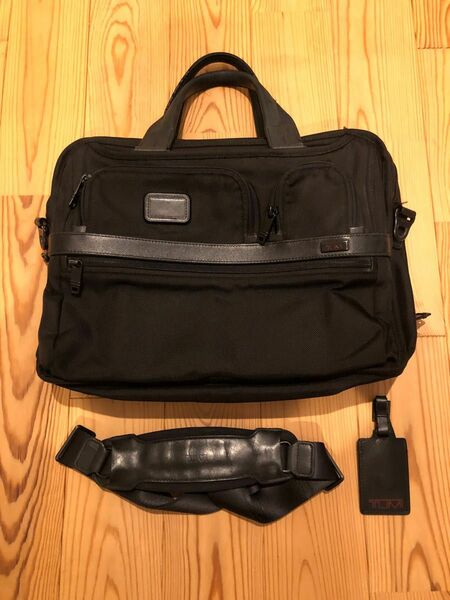 TUMI made in USA/トゥミエクスパンダブル・オーガナイザー ブリーフケース26141DH ブラック 正規店購入