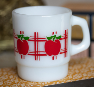  Fire King mug is -ti Apple start  King heat-resisting milk glass apple coffee Vintage America 