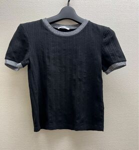 ザラ　ZARA TRAFALUC Sサイズ　ブラック　Tシャツ　トップス