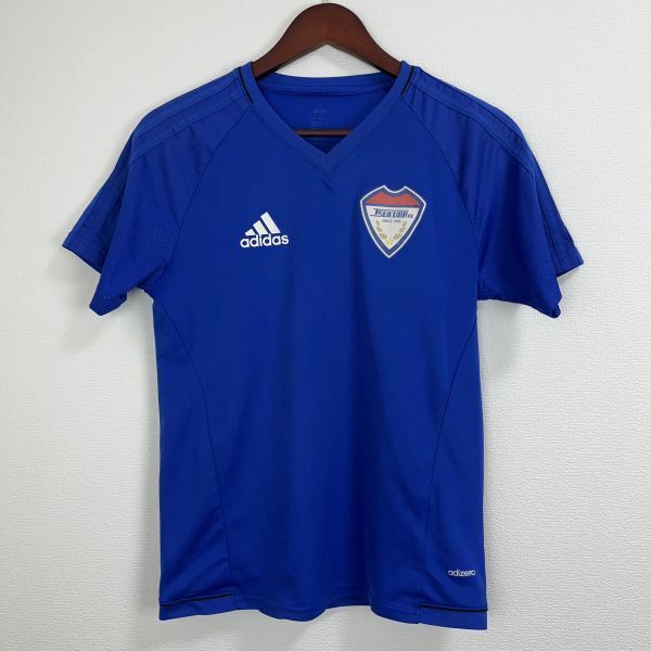 adidas アディダス メンズ 半袖 トップス Tシャツ スポーツ ウェア 3本線 Vネック ブルー 青色 ロゴ シンプル adizero アディゼロ 通気機能