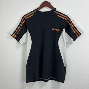 YONEX ヨネックス メンズ 半袖 Tシャツ トップス スポーツウェア テニスウェア Sサイズ 練習着 ブラック ホワイト オレンジ ロゴ 丸首